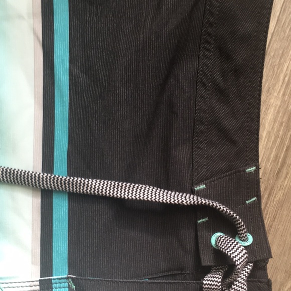 Men’s Board-shorts Size 34 - Picture 3 of 6